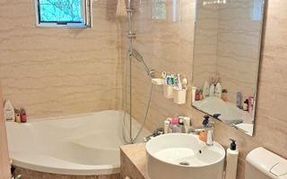 Apartament 3 camere Adiacent  Bd. Nerva Traian cu Centrala - Poză 3