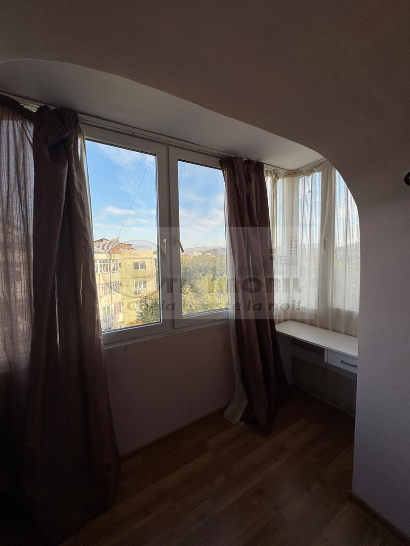 Apartament 3 camere – zona Nicolina(prima stație după Podul Ros) - Poză 5