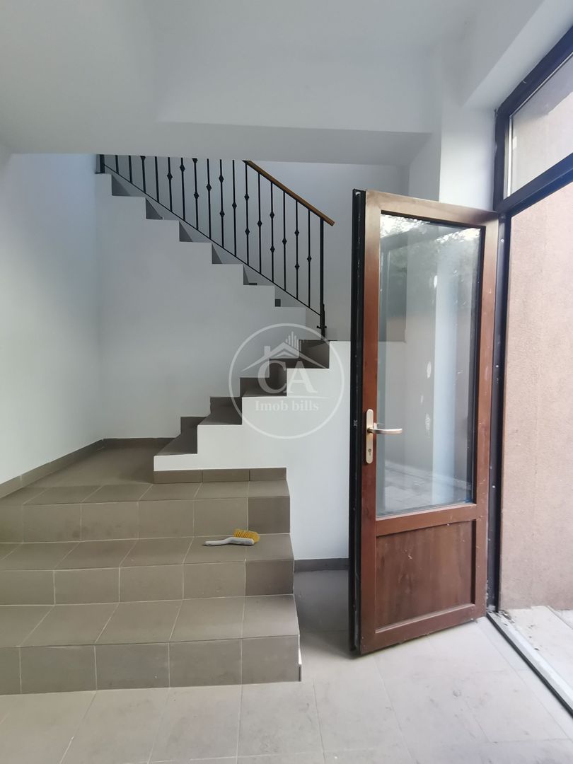 Casa de închiriat cu 7 camere în zona Dimitrie Cantemir, Oradea - Poză 12