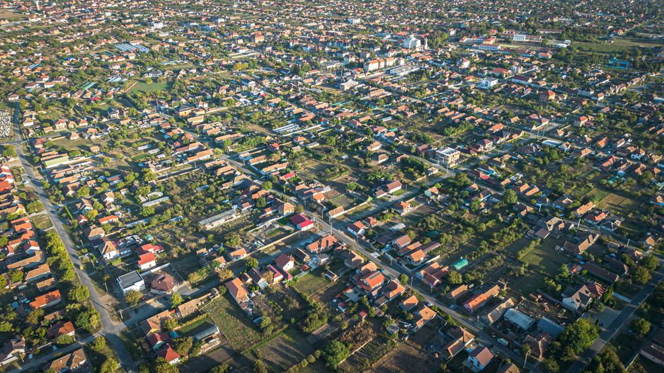 Casă/vilă cu 6 camere în Curtici - Poză 44