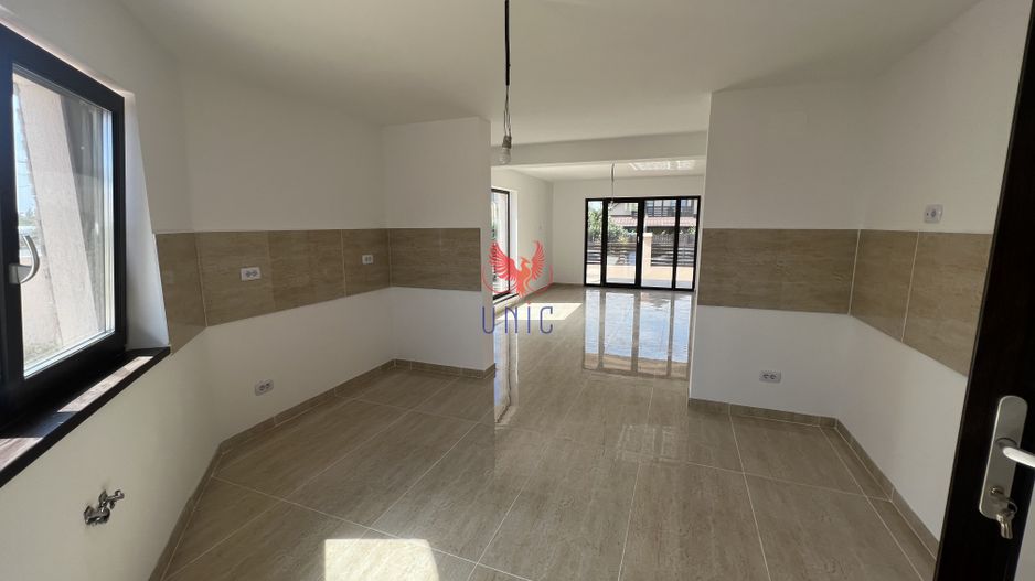 Vila la cheie P+1 zona Bordei - Poză 9