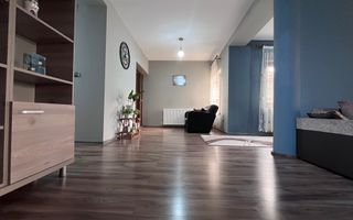 Casa de vânzare în Vulcana Pandele, la o distanță mica de oraș! - Poză 11