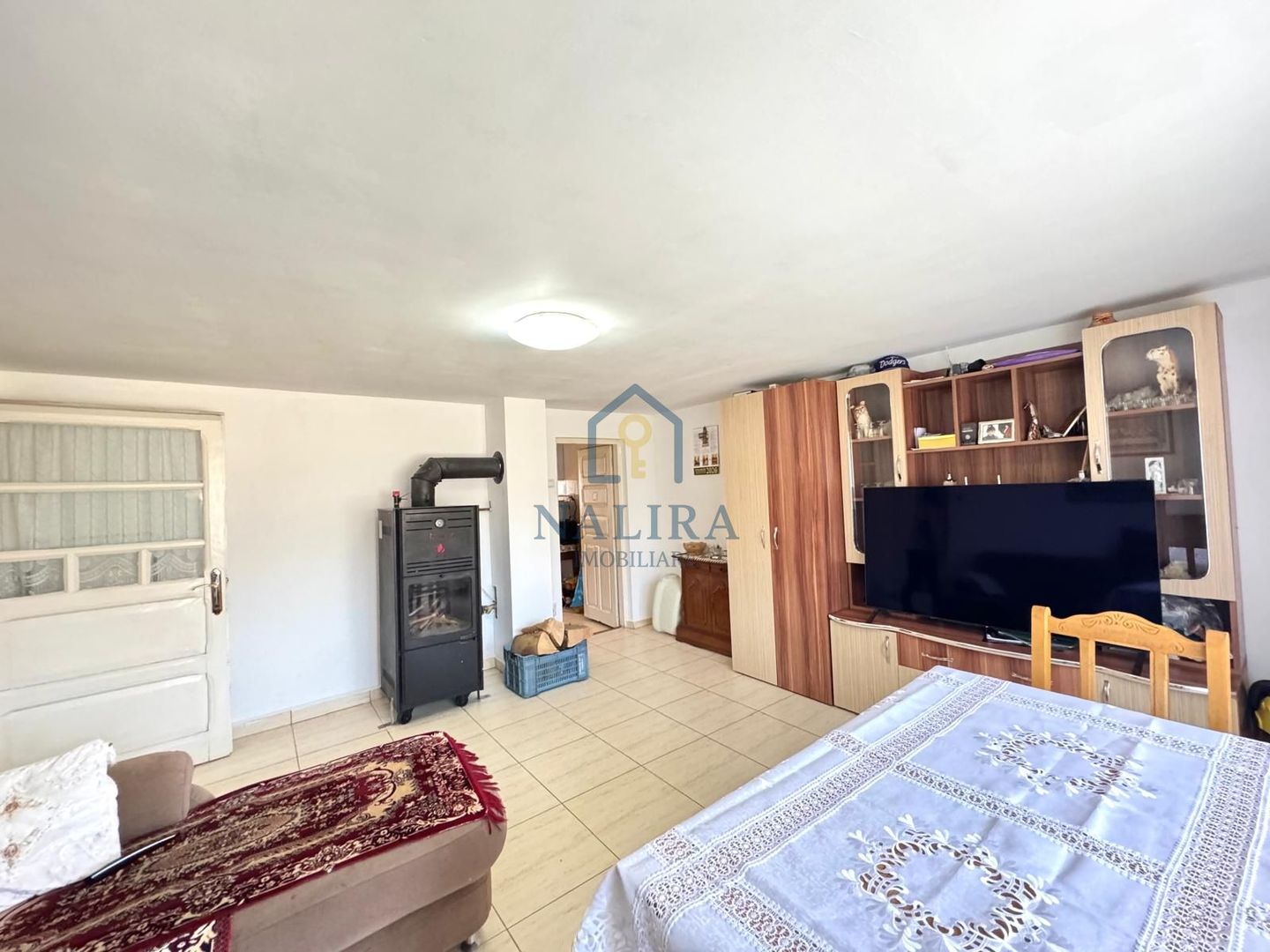 Casa de caramida de vanzare Surdesti cu teren intravilan 5000mp - Poză 9