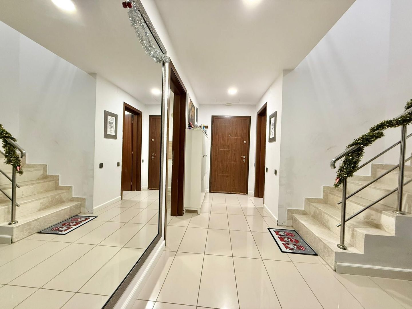 COSMOPOLIS - Vila Duplex cu 4 camere Mobilata si Utilata - Poză 9