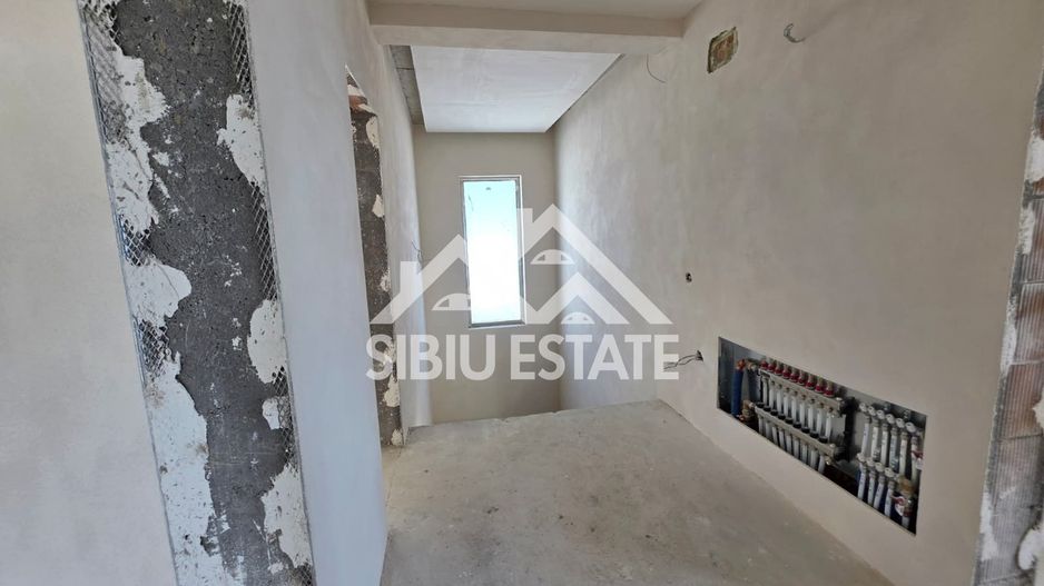 Casa finalizata Calea Cisnadiei curte proprie generoasa, Comison 0% - Poză 13