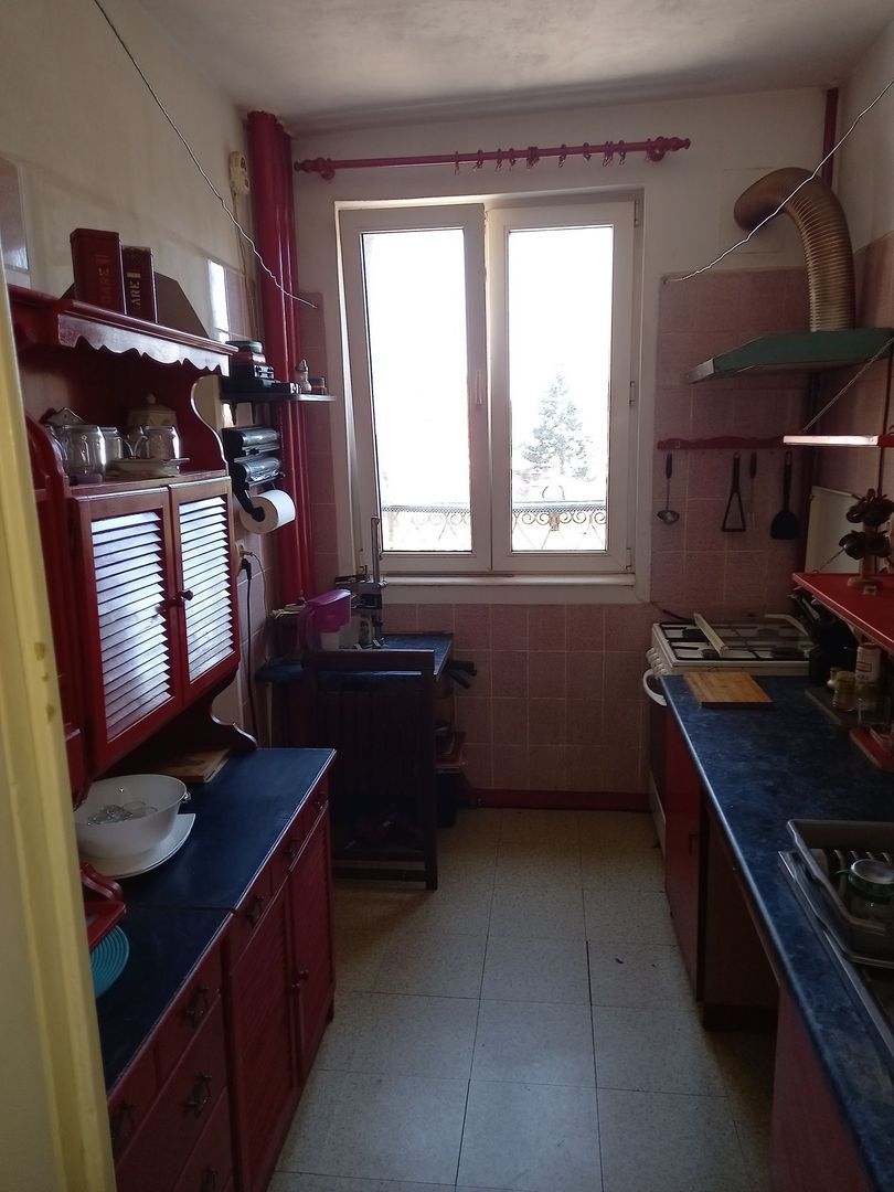 APARTAMENT SPATIOS SI SILENTIOS METROU BASARAB - Poză 4