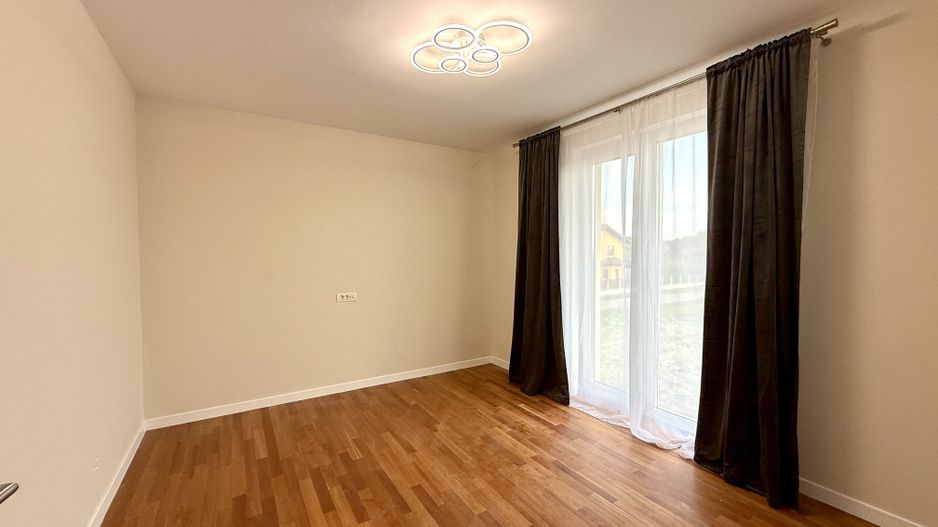 CASA TIP DUPLEX LA  PRIMA INCHIRIERE - Poză 12