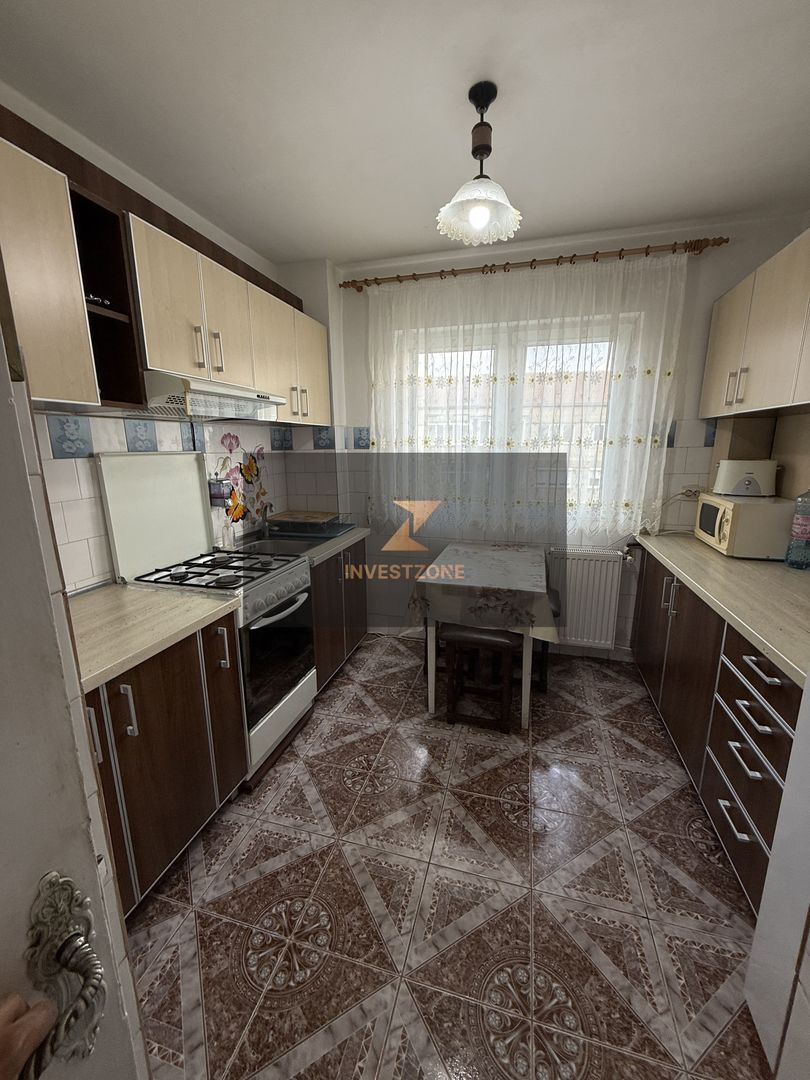 Apartament tip Q - 3 camere, 64 mp – Calea Aradului - Oradea - Poză 2