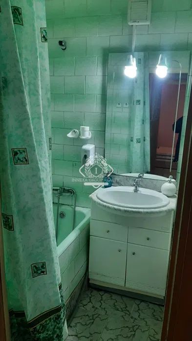Apartament 3 camere decomandat de vanzare in zona Aparatorii Patriei - Poză 3