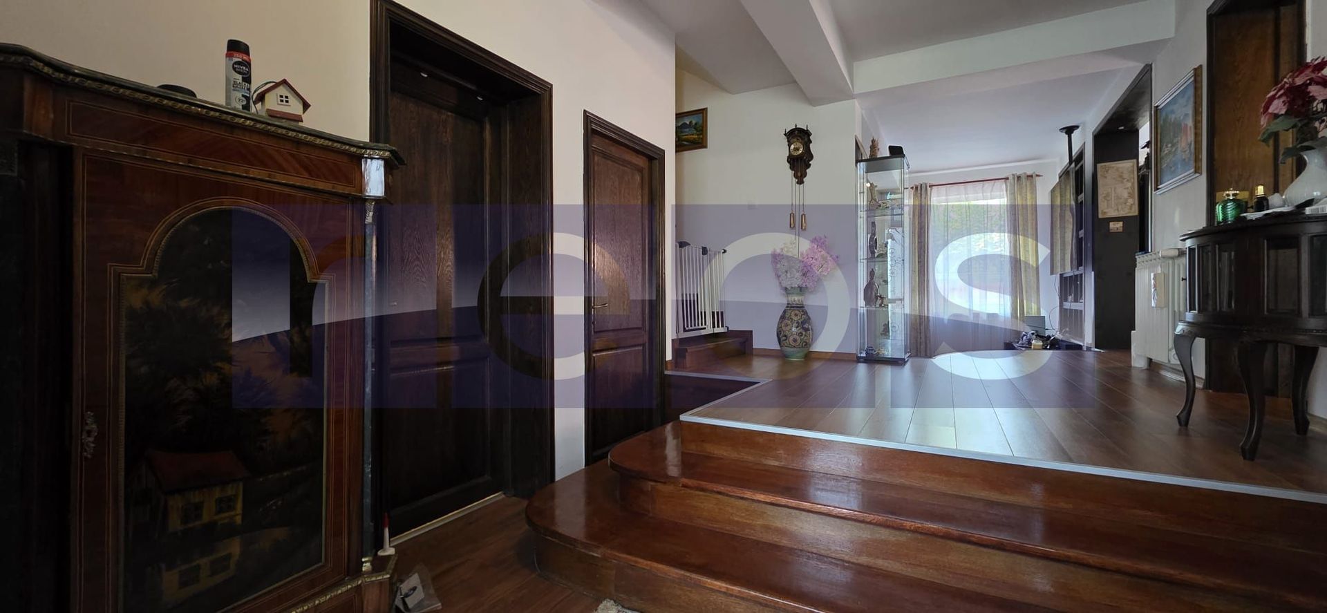 VANZARE CASA 10 CAMERE | ZONA VATRA LUMINOASA - Poză 6