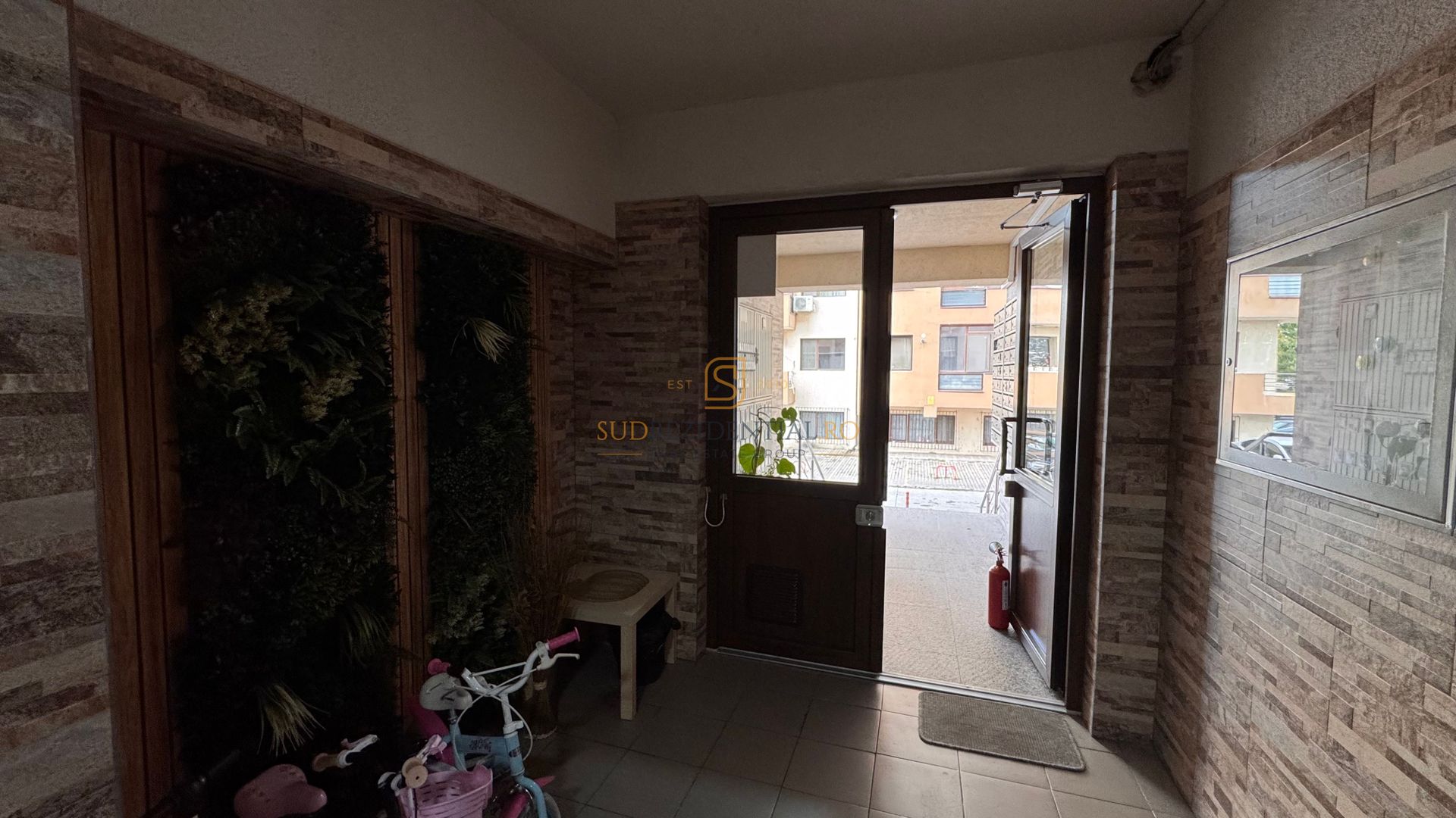 Apartament 2 camere decomandat, mobilat + utilat -Salaj/Confort Urban. - Poză 14