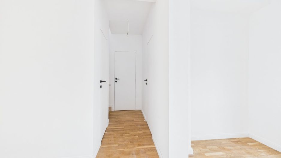 Casă în ansamblu rezidențial cu 5 camere, Tunari, aproape de oraș - Poză 3