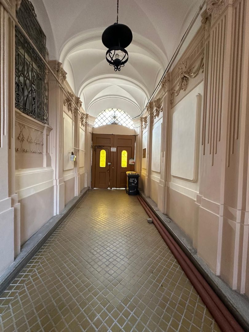 APARTAMENT DEOSEBIT IN ZONA CENTRALA - Poză 37