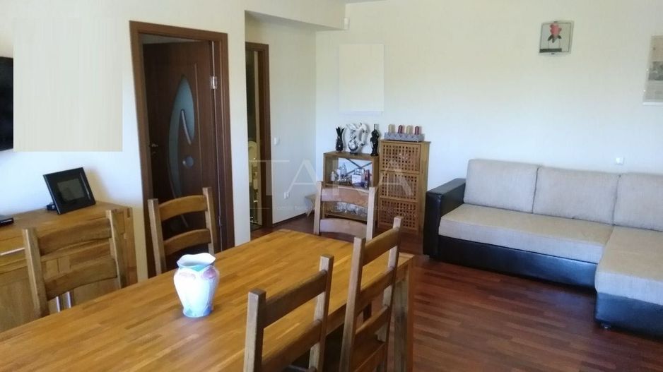 Apartament cu 2 camere, mobilat, cu teren și parcare - Floresti. - Poză 1