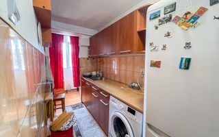 Apartament de vânzare, 3 camere, semidecomandat, mobilat și utilat, Pașcani - Poză 6