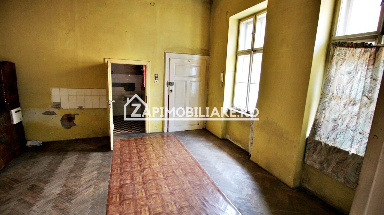 Casa 3 camere, 113 mp, 170 mp teren, zona Cetate - Poză 4