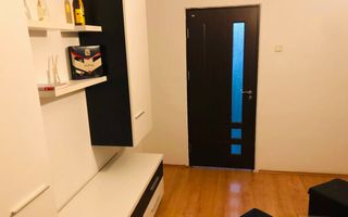 Apartament cu 2 camere semidecomandat zona Rogerius - Poză 3