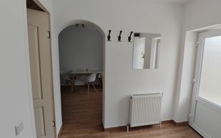 Casa traditionala singur in curte SANPETRU recent amenajata - Poză 2