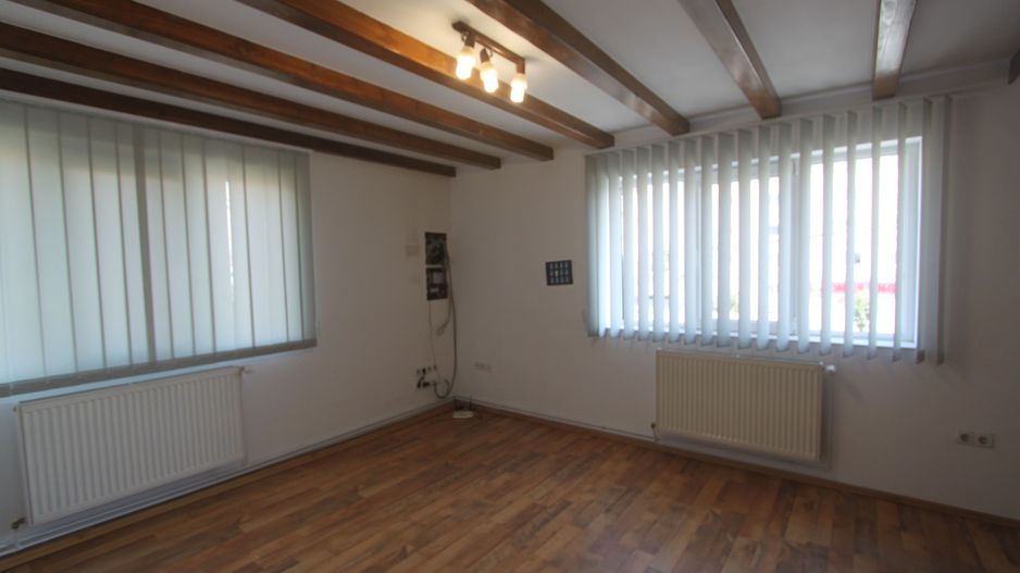 Birouri la casa - 120 mp, zona Circumvalatiunii - Poză 1