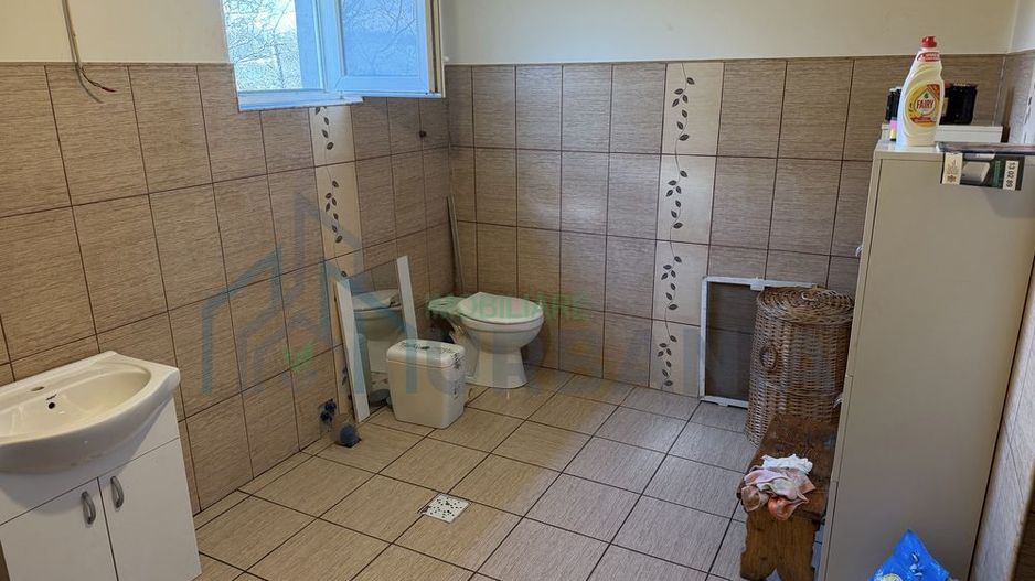 Casă P+M, 145 mp, teren 1640 mp, în zonă liniștită, Grajduri (Cărbunari) - Poză 4