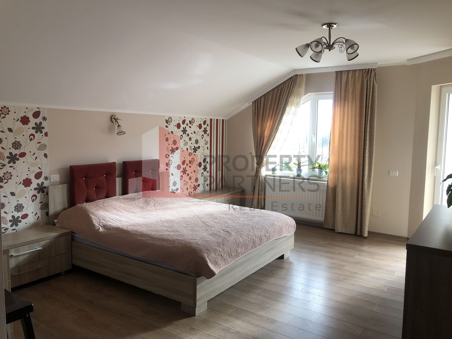 Vila de locuit in Bran/Predelut cu panorama superba. - Poză 19