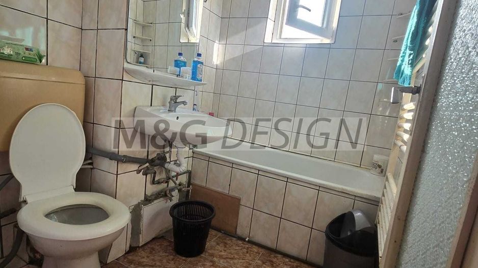 Ap 3 camere, zona Lipovei, etaj 3, decomandat - Poză 9