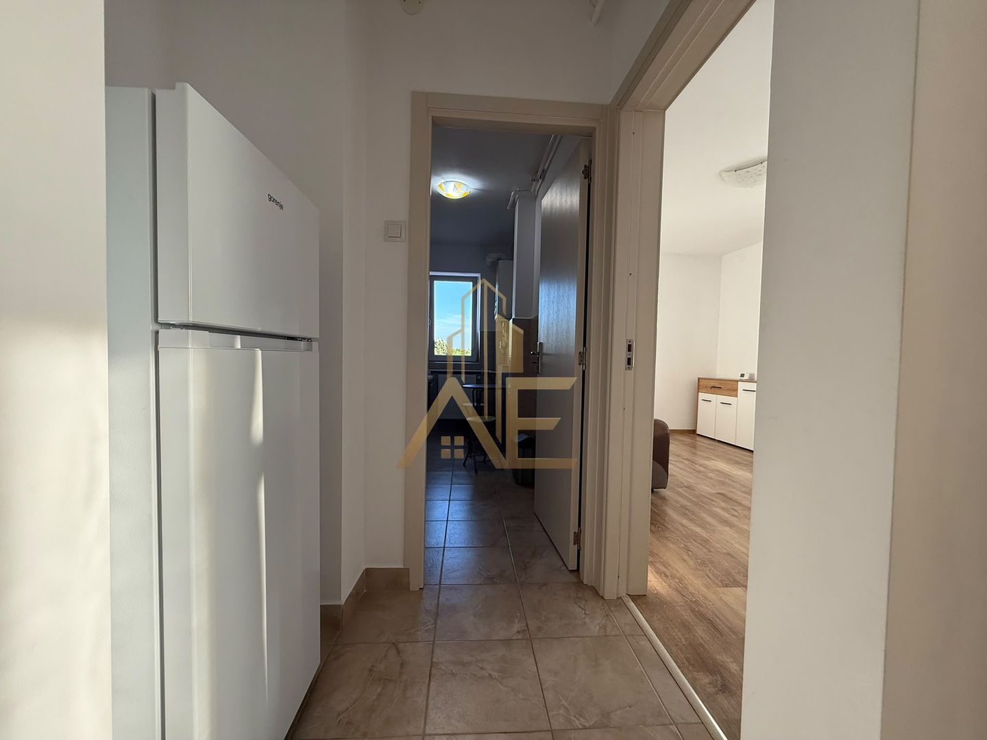 Apartament 2 camere decomandat de închiriat – Str. Narciselor nr. 7 - Poză 6