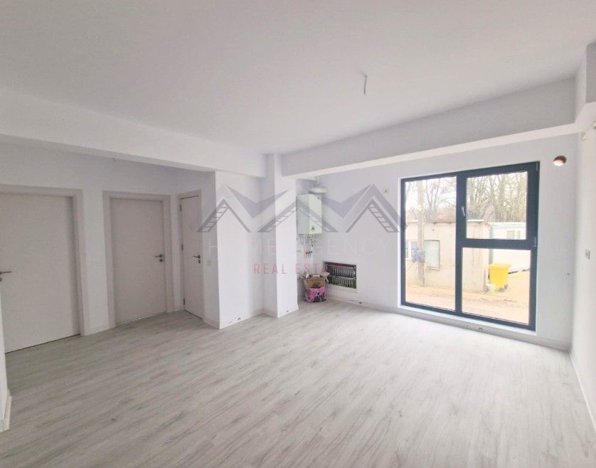 Apartament 3 camere, terasă 31 mp Otopeni central | parcare, comision 0 - Poză 3