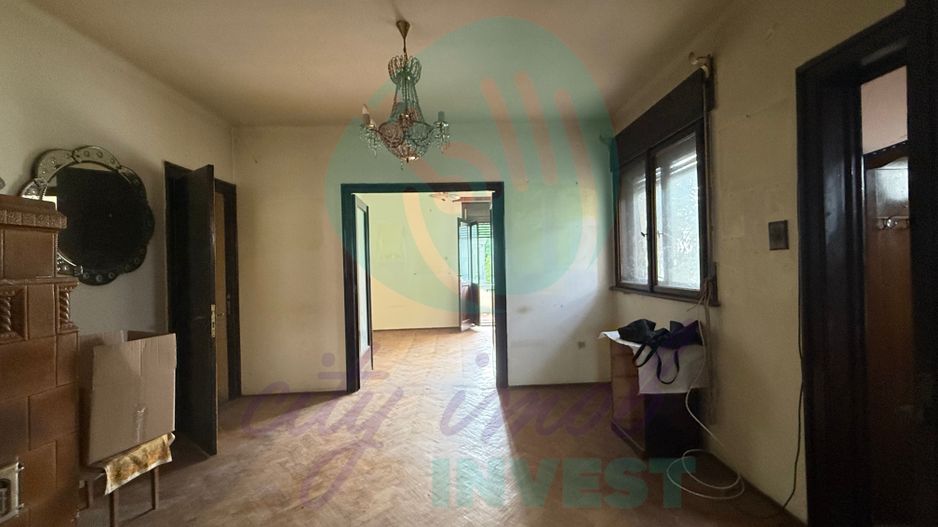 Proprietate rara pe o strada boema - Poză 16