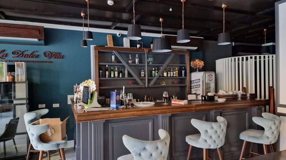 Spatiu comercial ultracentral/restaurant,cafenea - Poză 2