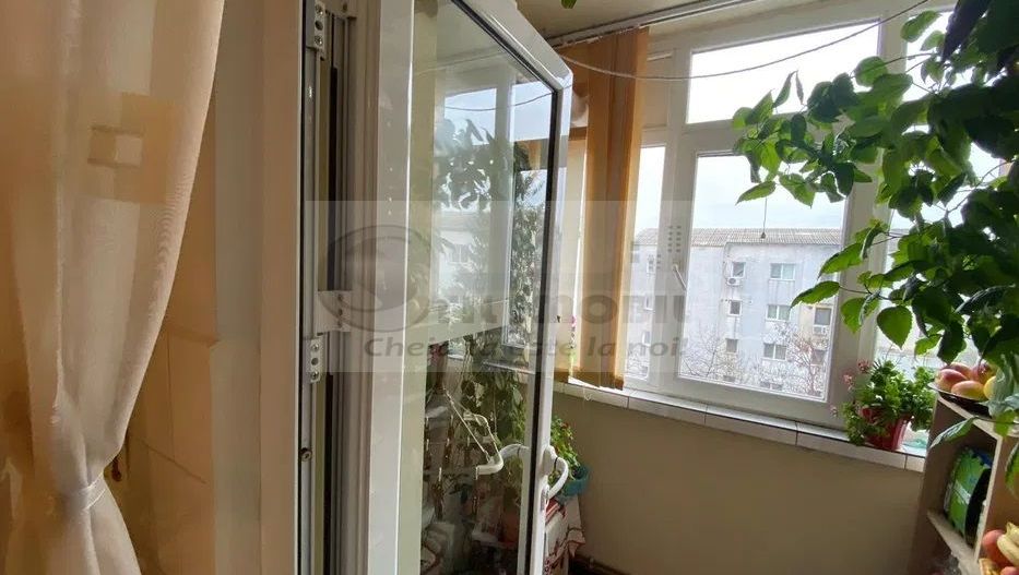 APARTAMENT 2 CAMERE ZONA NICOLINA - 350 EURO - Poză 2