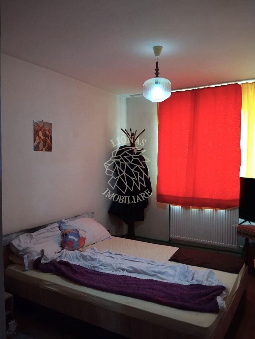 Casa 60 mp+terasa 30 mp-teren 700 mp-garaj-panouri solare-Livezile - Poză 4