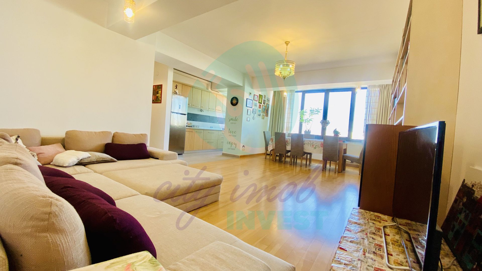 2 camere spatioase cu VEDERE PANORAMICA - Poză 4