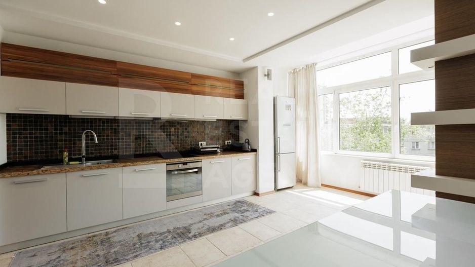 Vânzare, apartament, 3 camere, str. Ciuflea, sectorul Centru - Poză 9