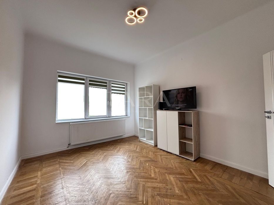 Apartament 2 camere renovat, zonă semicentrală - Poză 4