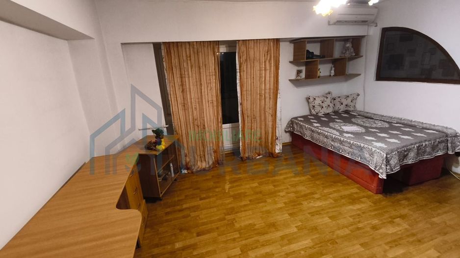 # închiriez apartament 1 camera Pacurari - Poză 1