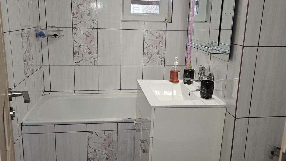 AP. 4 CAMERE VACARESTI, LOC PARCARE, PET-FRIENDLY, METROU 14 MINUTE - Poză 8