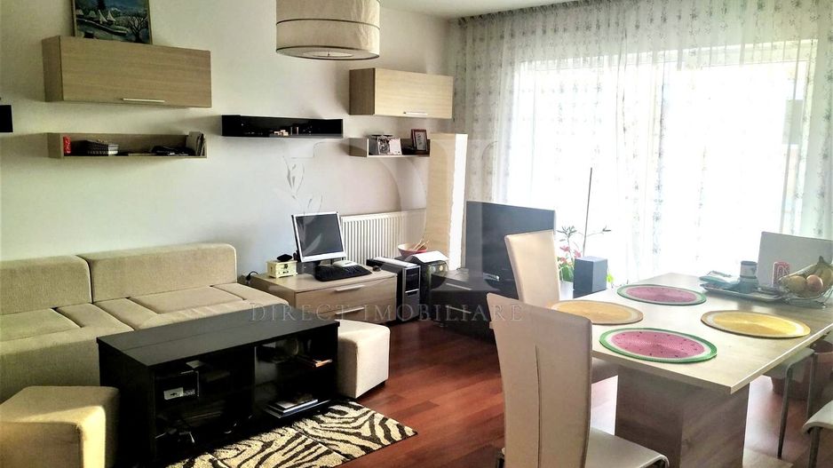 Apartament doua camere / Parcare / Etaj intermediar - Poză 1