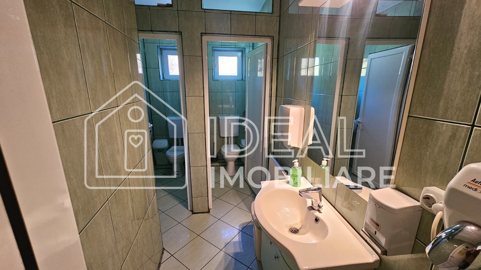 Complex turistic complet funcțional | Piscină, restaurant, 1.800 m - Poză 20