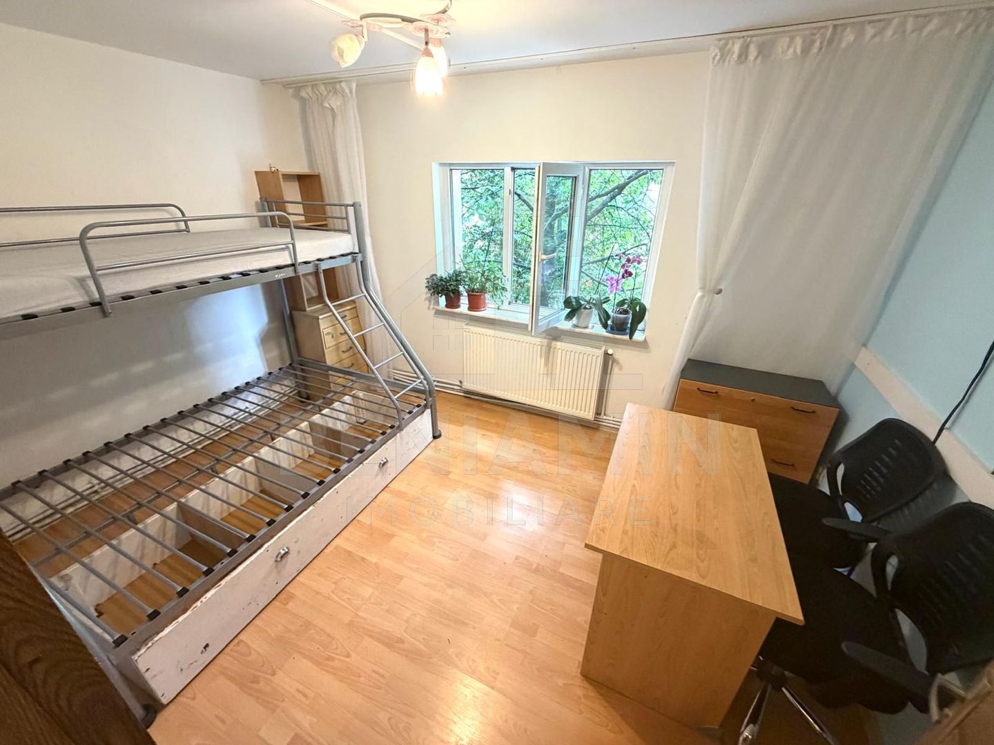 Apartament 2 camere Brazda lui Novac Etaj 1 Centrala termica 52mp - Poză 4