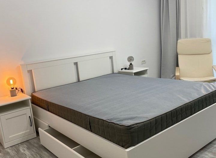 1 camera - Plaza - Poză 1