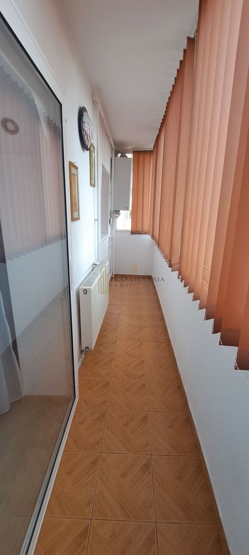 Vând apartament decomandat, zona Strand - Poză 8