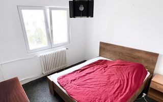 Apartament 2 camere, 37mp, etaj intermediar, zona Minerva - Poză 1