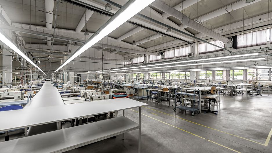 Hală de producție și depozitare cu birouri în Arad - Poză 6