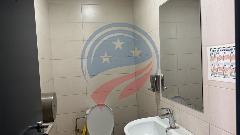 Spațiu comercial ultracentral – ideal pentru salon, magazin, birouri – 110 mp - Poză 6