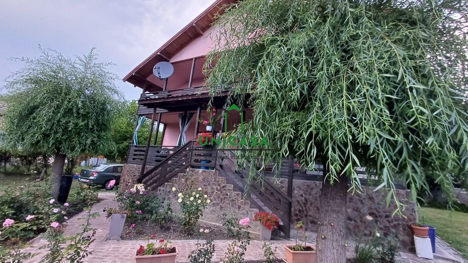 Casa Bunesti/La Cheie - Poză 1