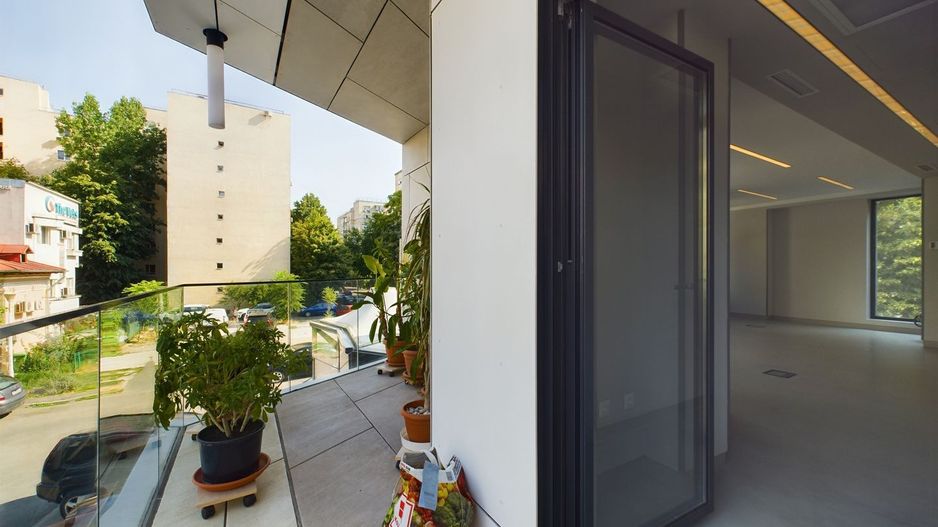 Oportunitate - Spatiu de birouri premium in Cladire Mixta Zona Decebal - Poză 8