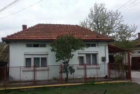 casa Zavoi judet Caras Severin - Poză 1