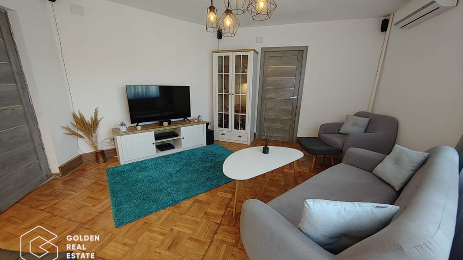 Apartament cu 3 camere în zona Miorita - Poză 2
