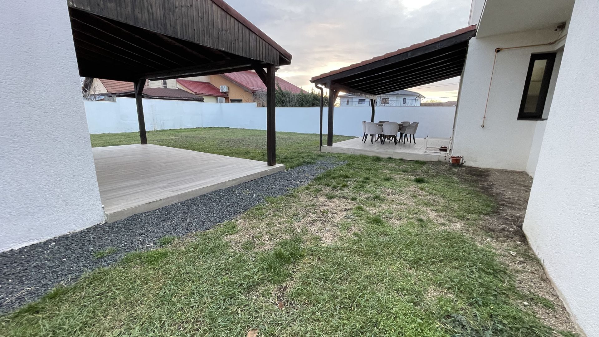 Casa moderna P+1E,spatioasa,teren 700 mp in Sacalaz - Poză 34